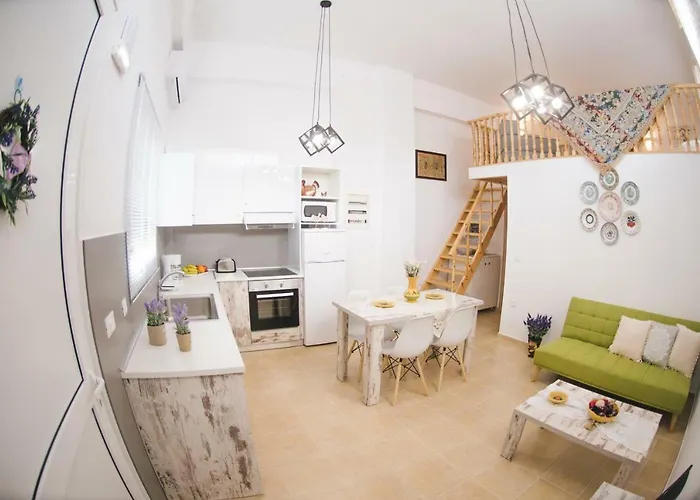 아파트 La Casa De Tsampika *