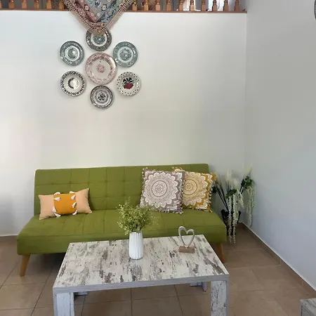 아파트 La Casa De Tsampika *